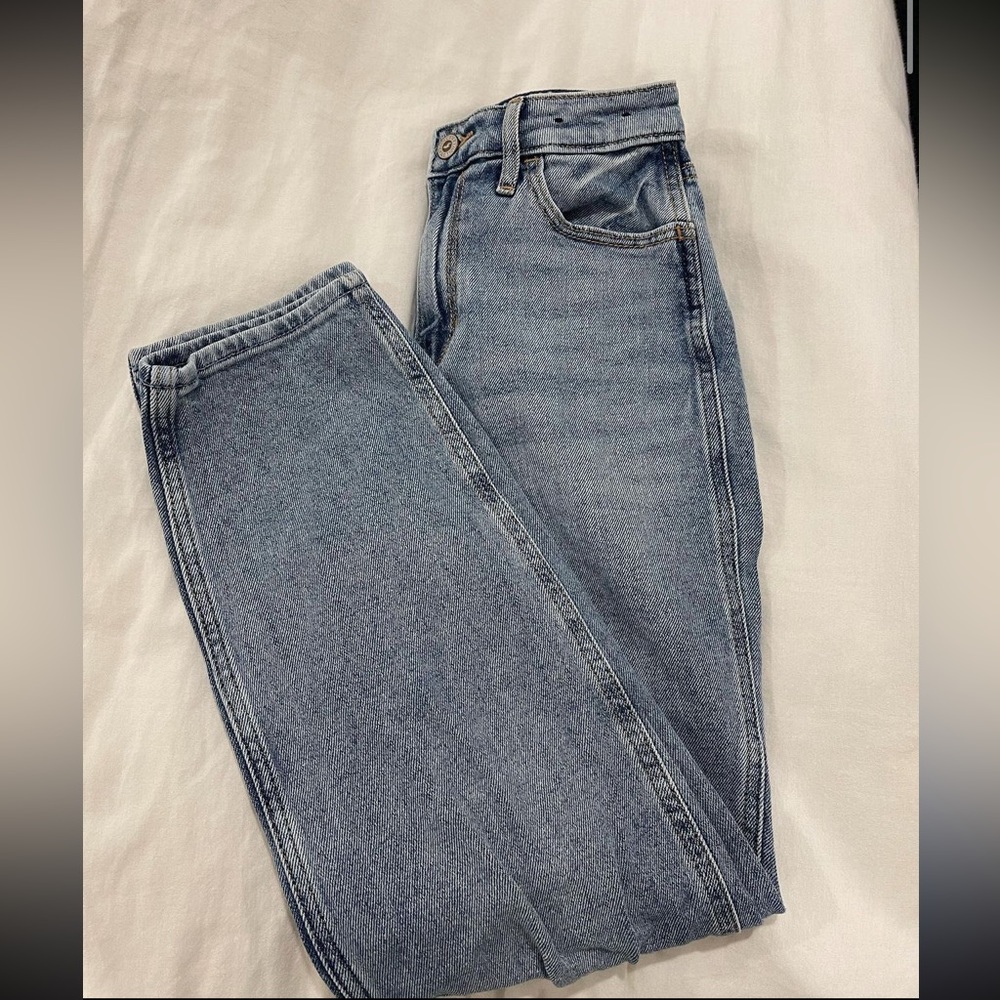 Hollister mom jeans